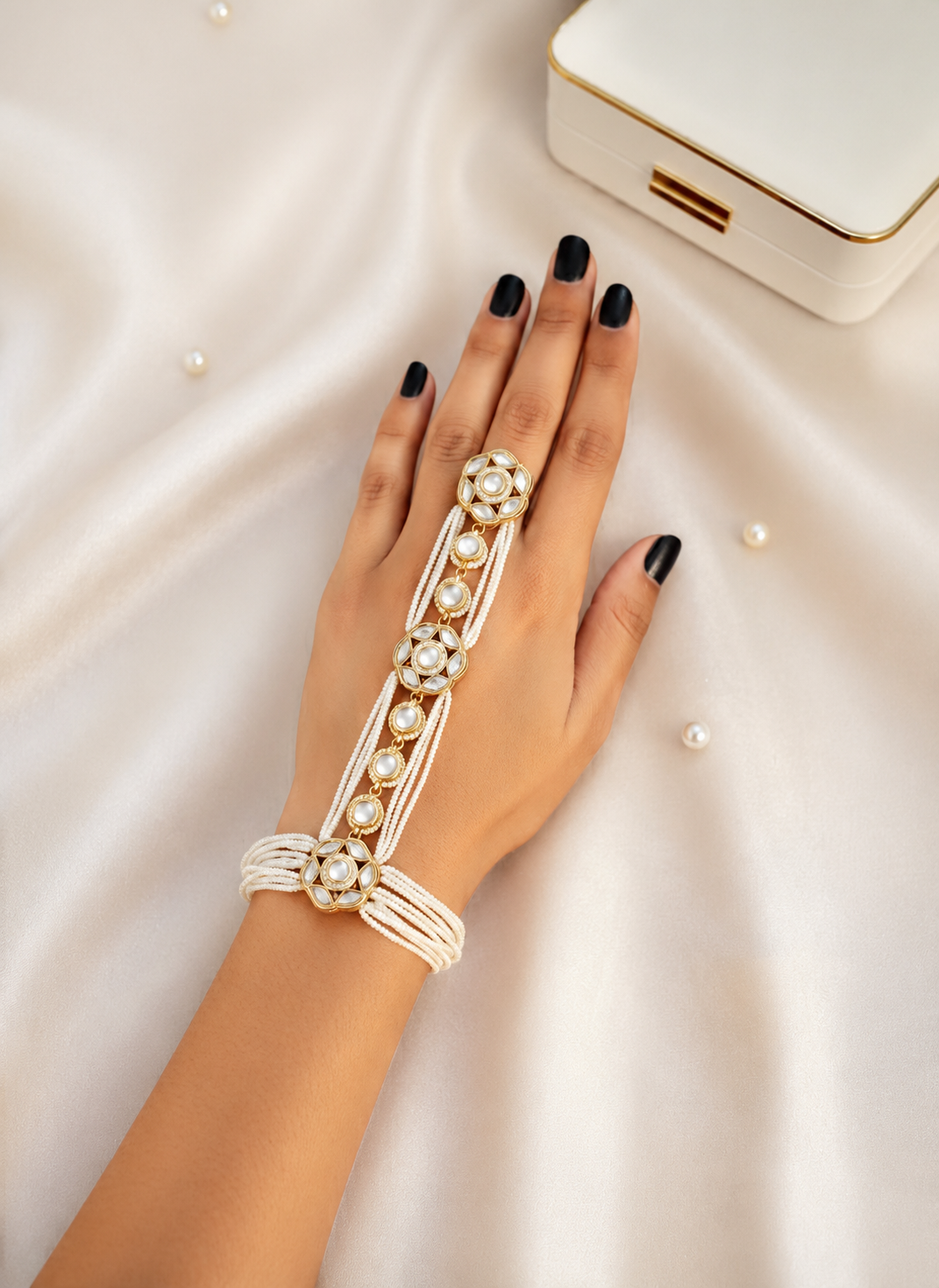 Pearl and kundan haath phool (2 pcs)