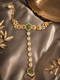 Royal Emerald Heritage Haath Phool (1 pcs)