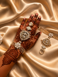 Maharani Kundan Pearl Haath Phool (2 pcs)
