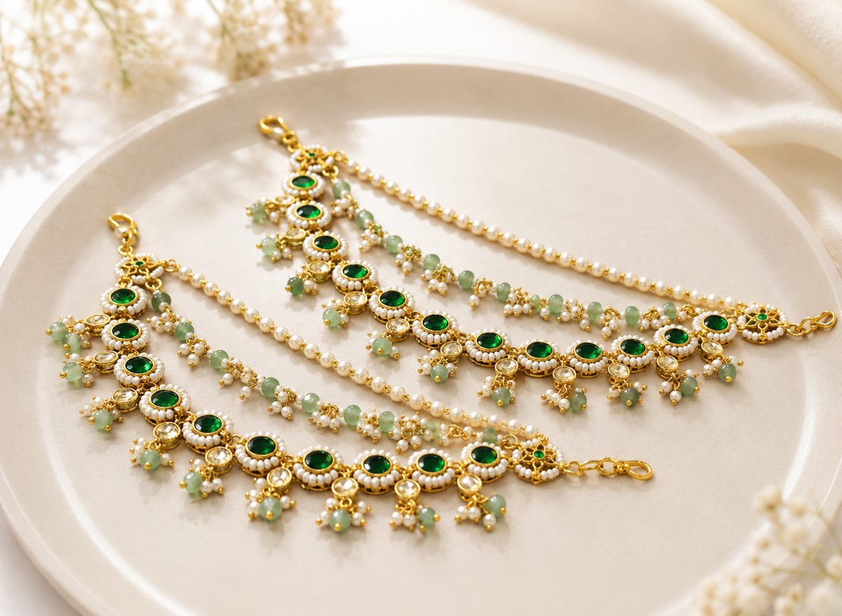Emerald Noor Pearl Ear Chain