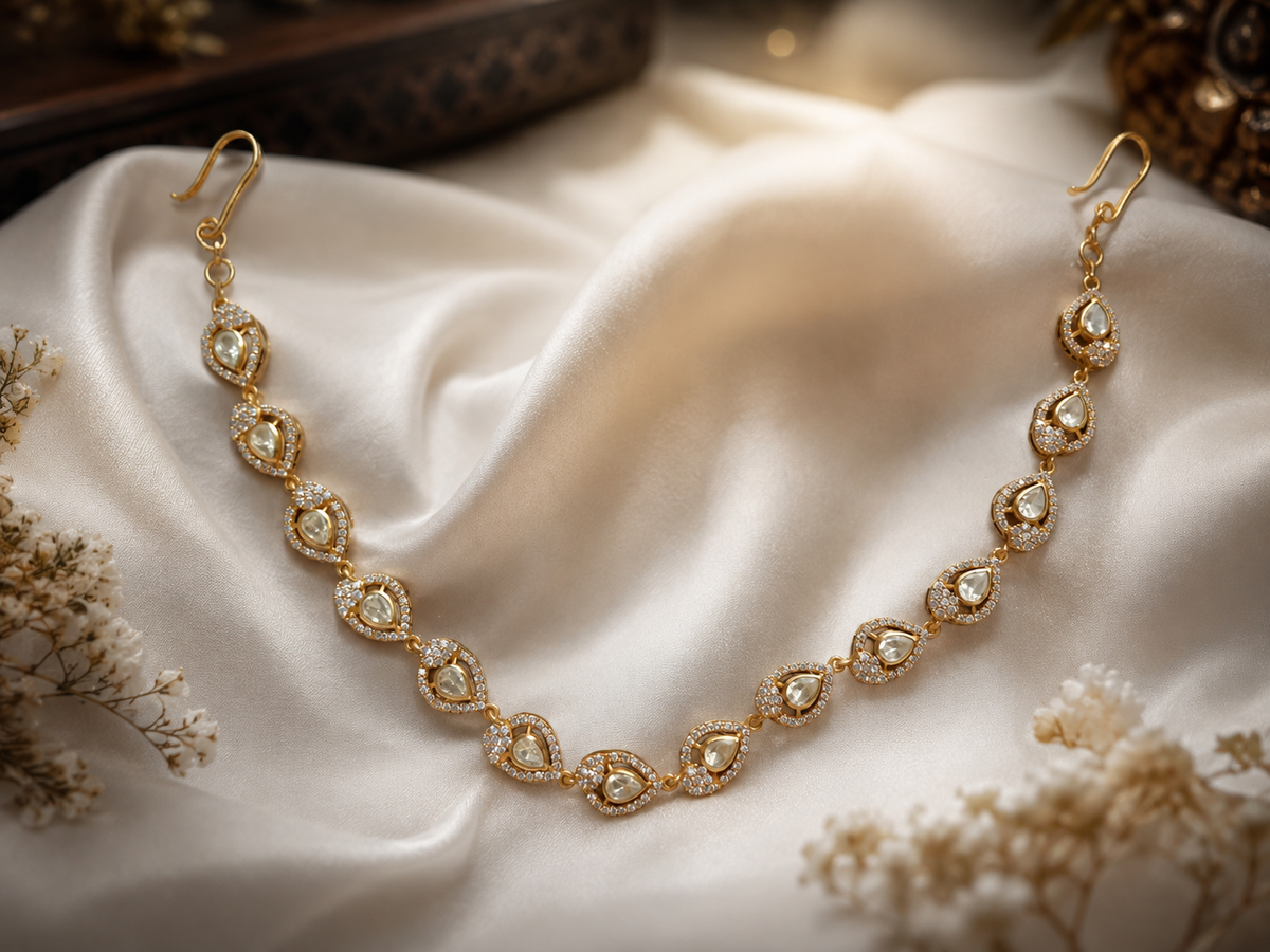 Teardrop Kundan-Style Matha Patti