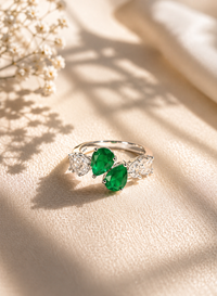 Emerald Dewdrop Ring