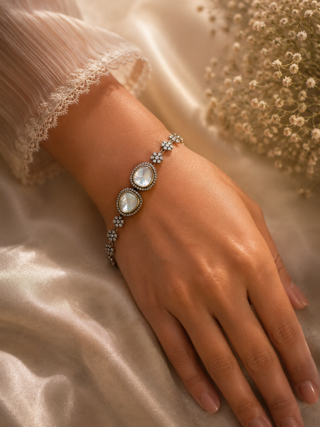 Moonstone Bloom Dual-Kundan Bracelet
