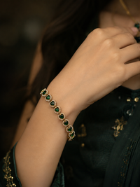 Emerald Heart Pearl Halo Bracelet