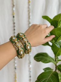 Royal Emerald Kundan Bridal Bangles