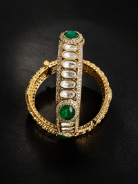 Emerald Kundan Crystal Bangles