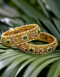 Golden Finish Emerald Stone jadau Bangles/kadas