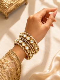 Kundan kadas with white pearls
