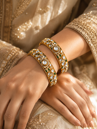 Royal Emerald Kundan Kada Bangles