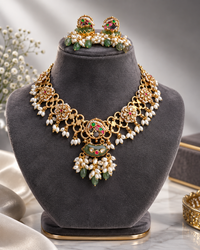 Heritage choker necklace set