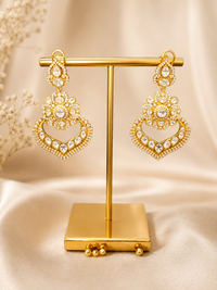 Sunehri Kundan Chandbali Earrings