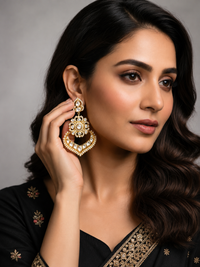 Sunehri Kundan Chandbali Earrings